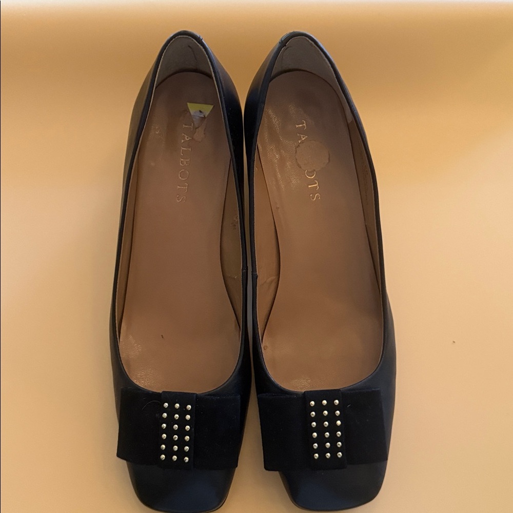 Talbots Women’s Black Leather Shoes Heels with Velvet Bow 8B